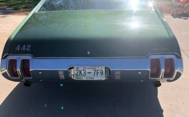 Oldsmobile-442-1970-green-12
