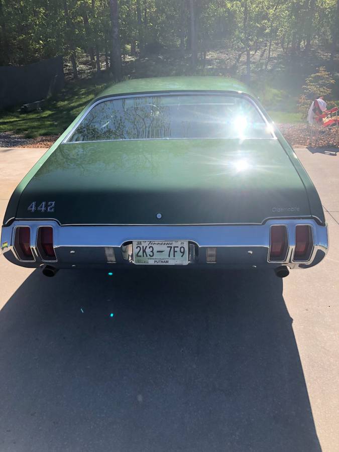 Oldsmobile-442-1970-green-12