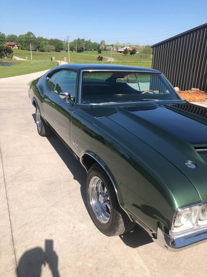 Oldsmobile-442-1970-green-9