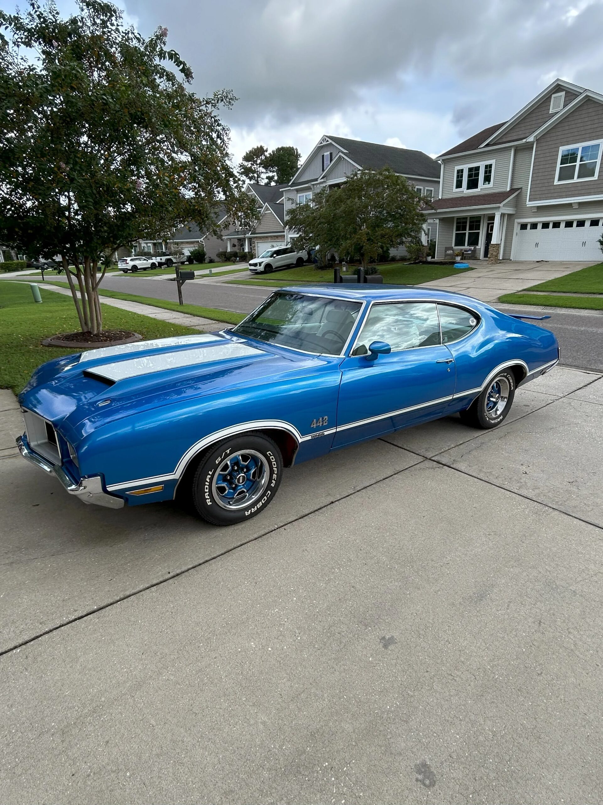 Oldsmobile-442-1971-Blue-White-3