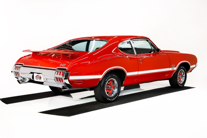 Oldsmobile-442-1972-Flame-Orange-Black-1