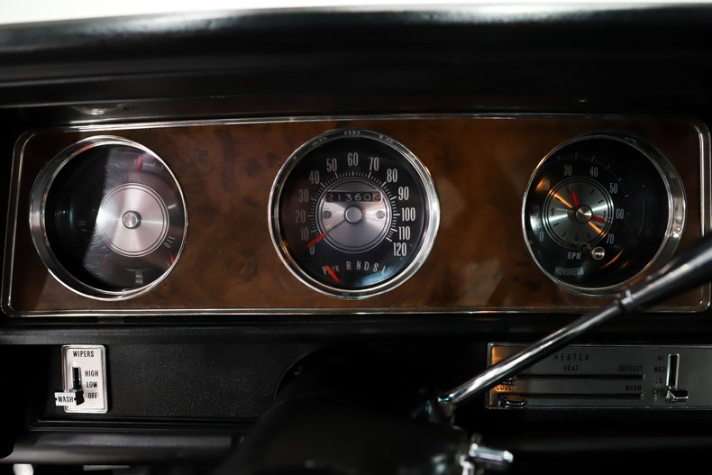 Oldsmobile-442-1972-Flame-Orange-Black-14