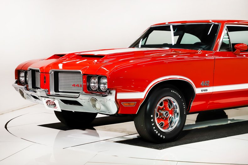 Oldsmobile-442-1972-Flame-Orange-Black-15