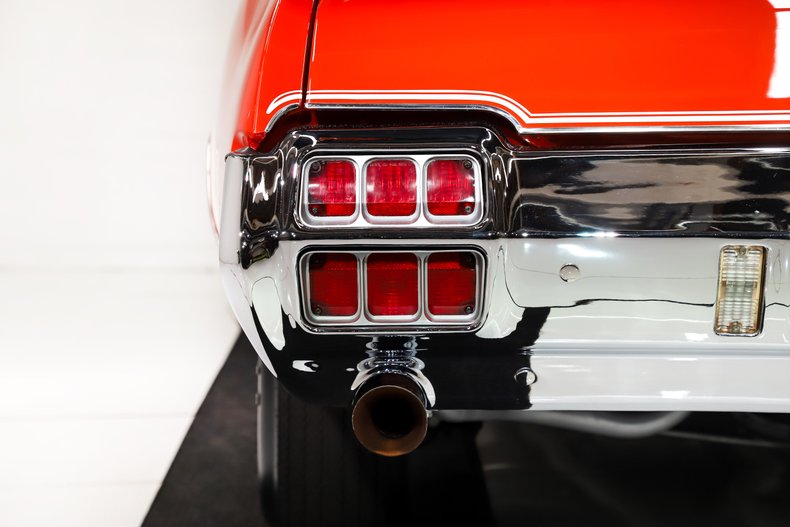 Oldsmobile-442-1972-Flame-Orange-Black-29