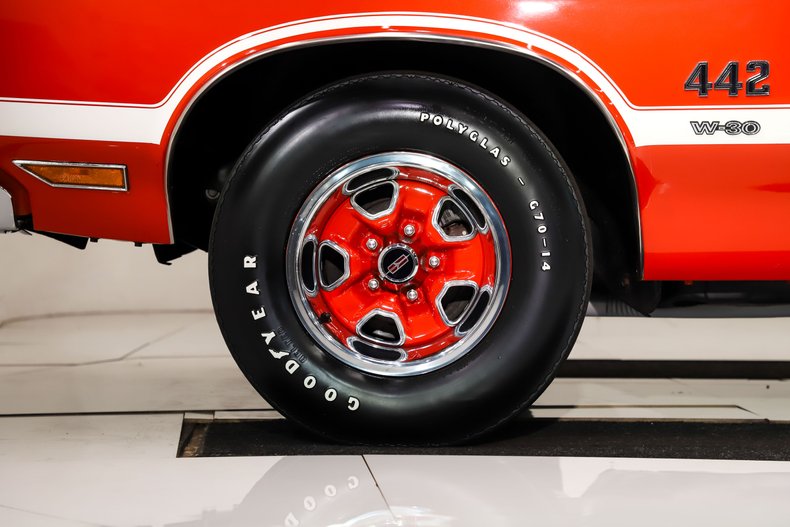 Oldsmobile-442-1972-Flame-Orange-Black-33