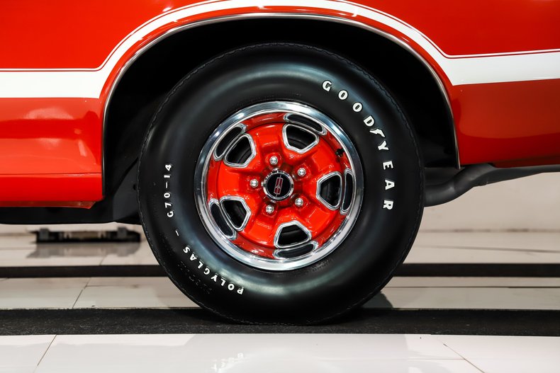 Oldsmobile-442-1972-Flame-Orange-Black-40