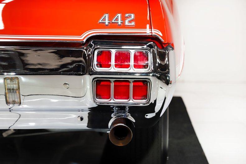 Oldsmobile-442-1972-Flame-Orange-Black-43