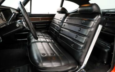 Oldsmobile-442-1972-Flame-Orange-Black-9