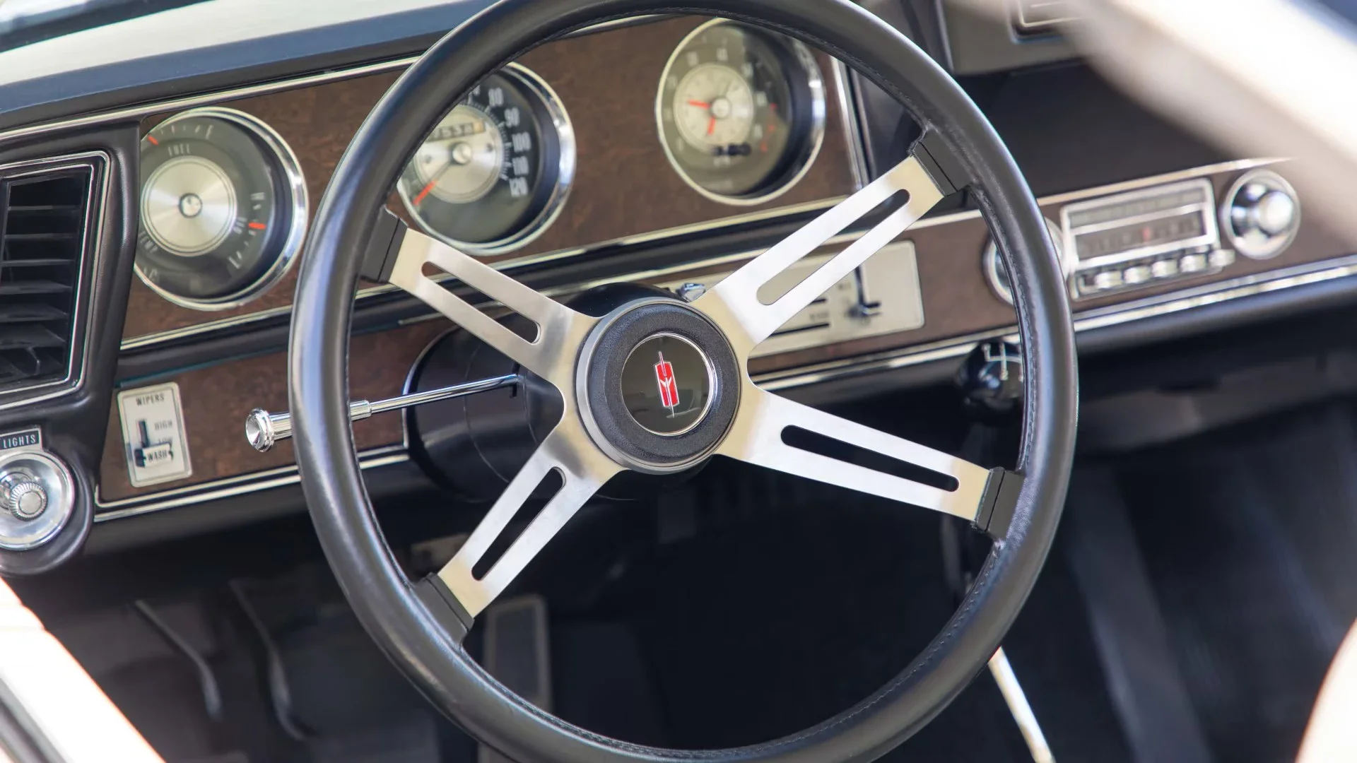 Oldsmobile-442-w30-1970-Black-White-16
