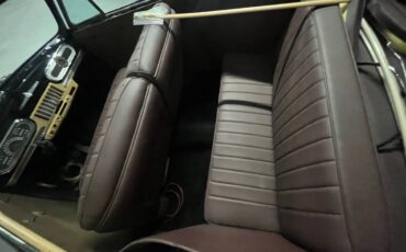 Oldsmobile-66-1941-black-15
