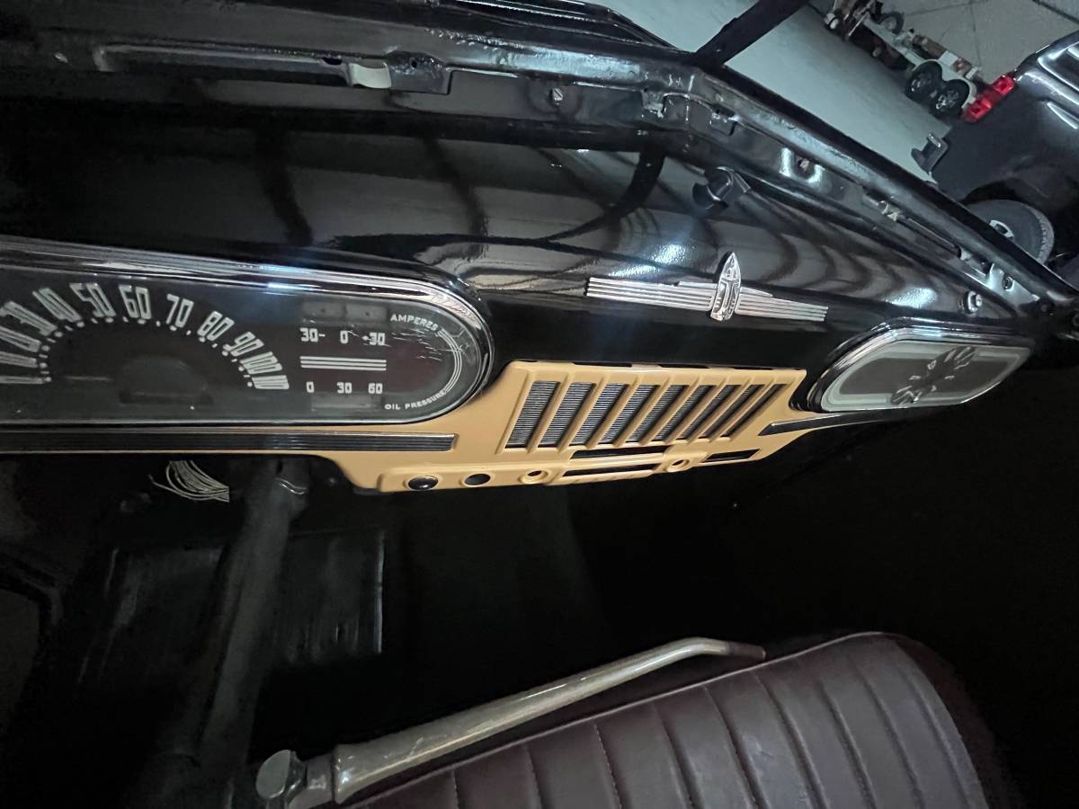Oldsmobile-66-1941-black-7