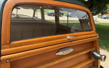 Oldsmobile-88-1949-Green-Beige-15