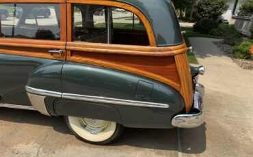 Oldsmobile-88-1949-Green-Beige-17