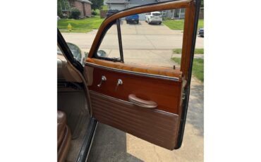Oldsmobile-88-1949-Green-Beige-28
