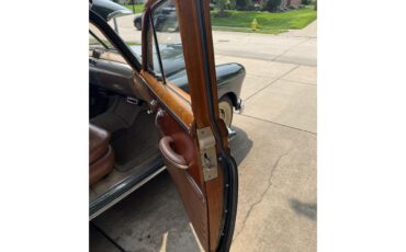 Oldsmobile-88-1949-Green-Beige-29