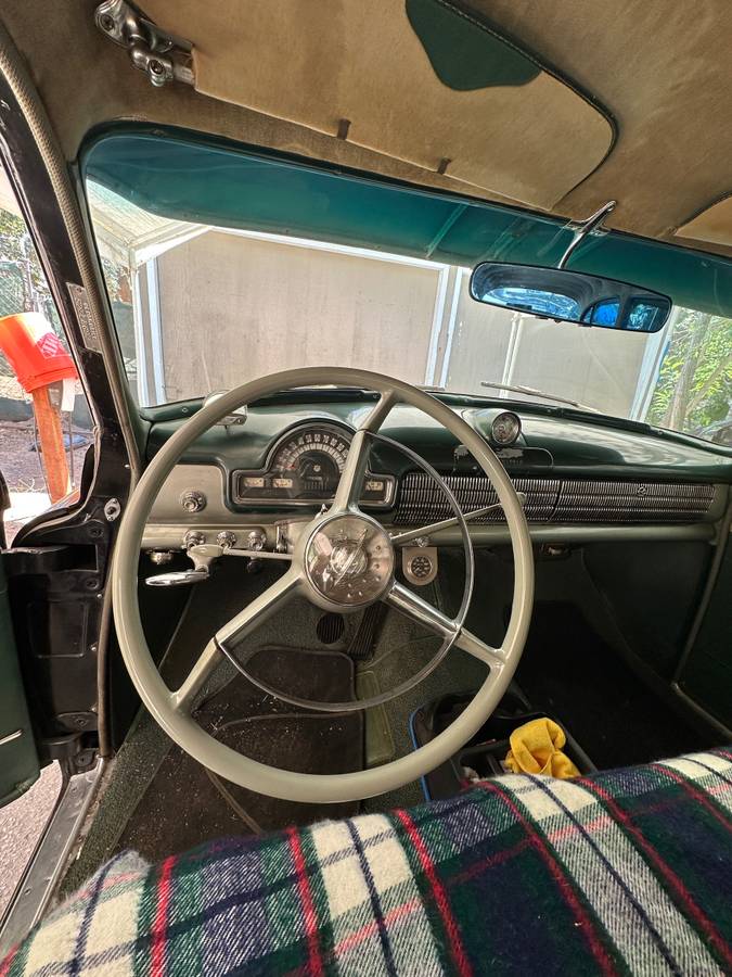 Oldsmobile-88-1952-black-4