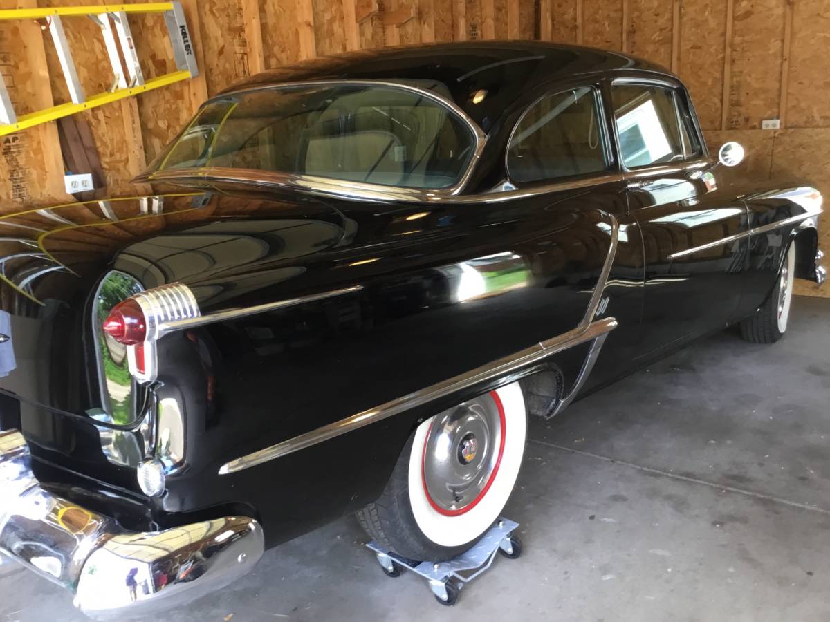 Oldsmobile-88-1953-black-5