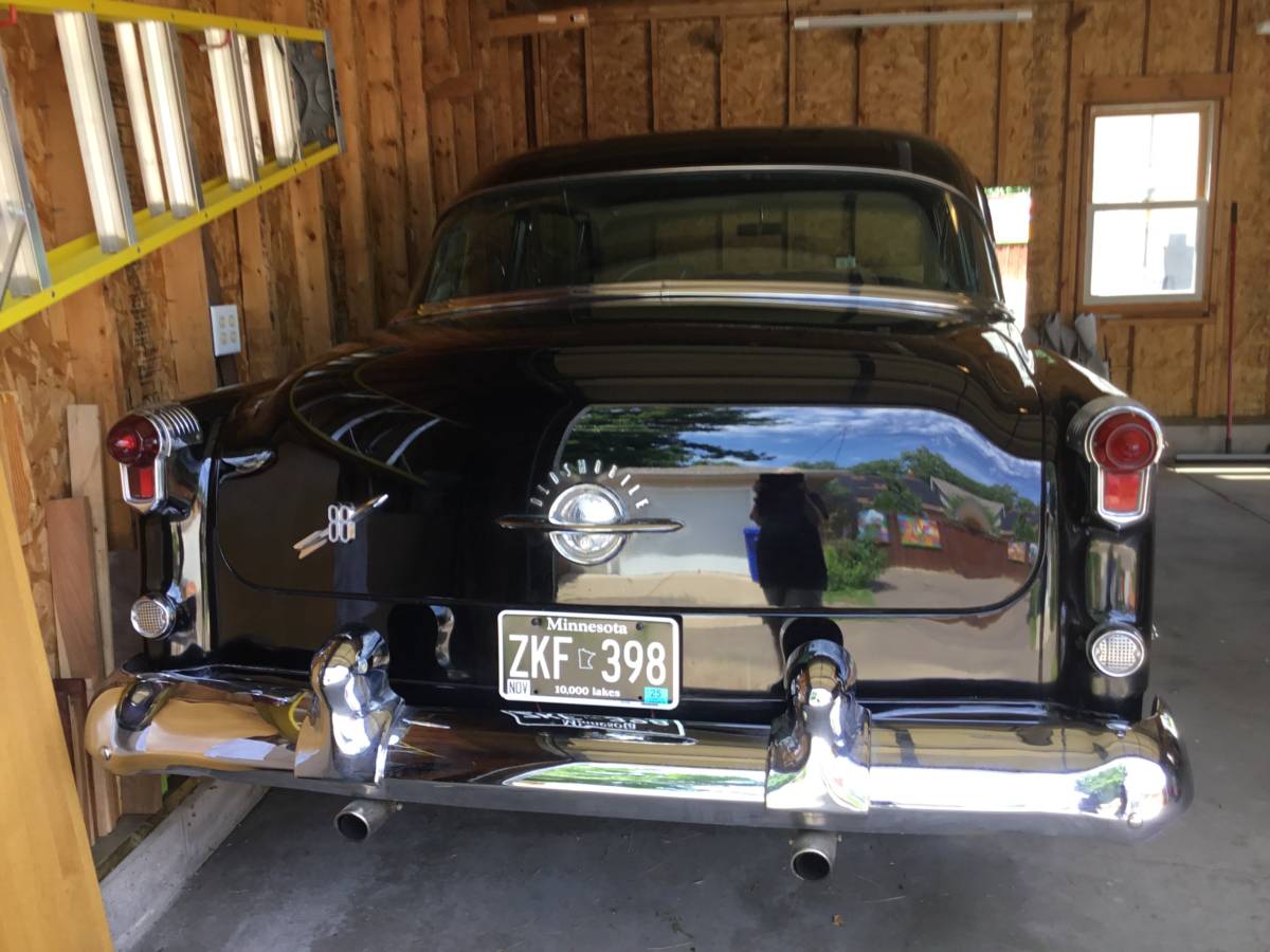 Oldsmobile-88-1953-black-6
