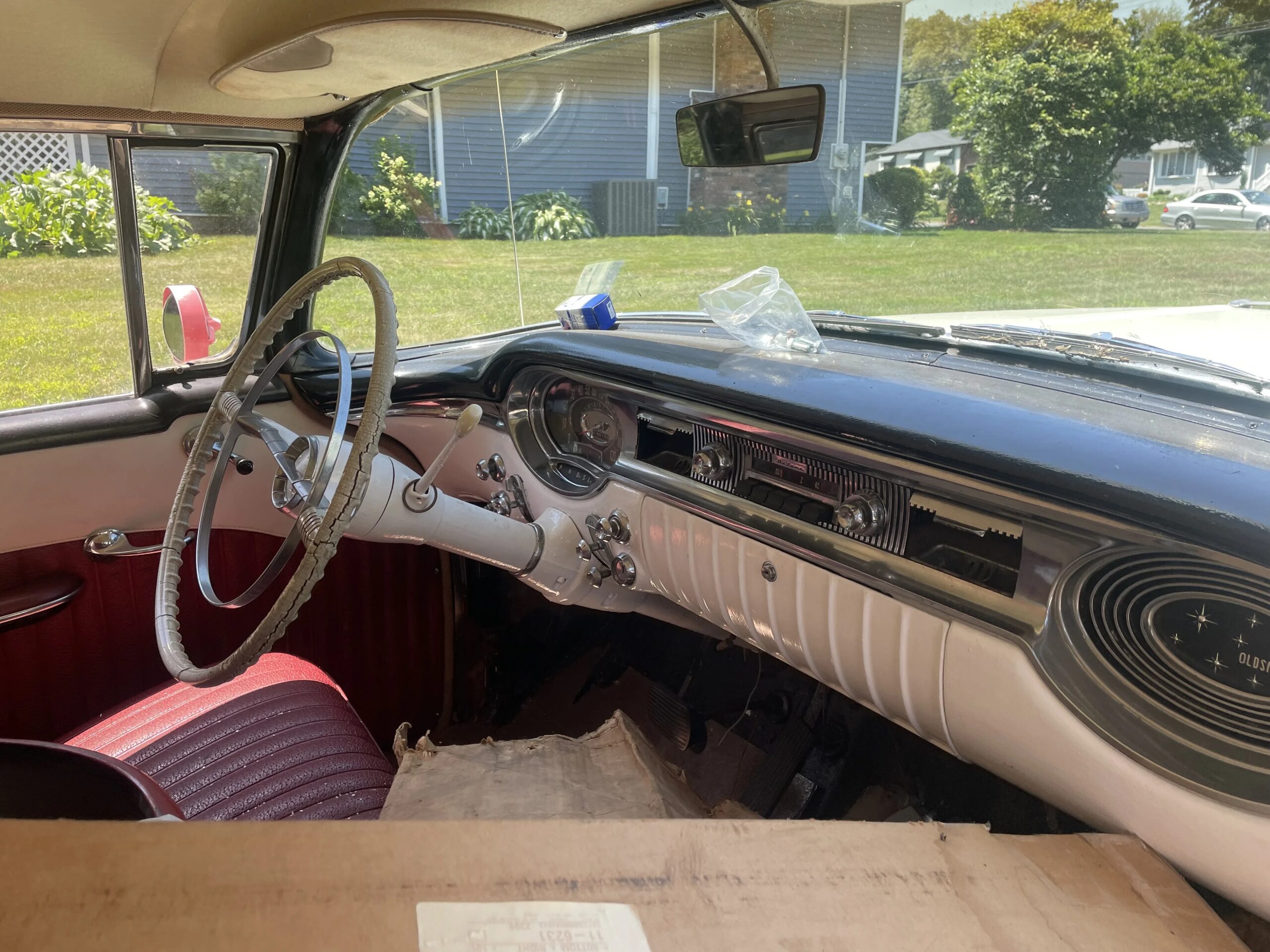 Oldsmobile-88-1956-Red-Burgundy-5