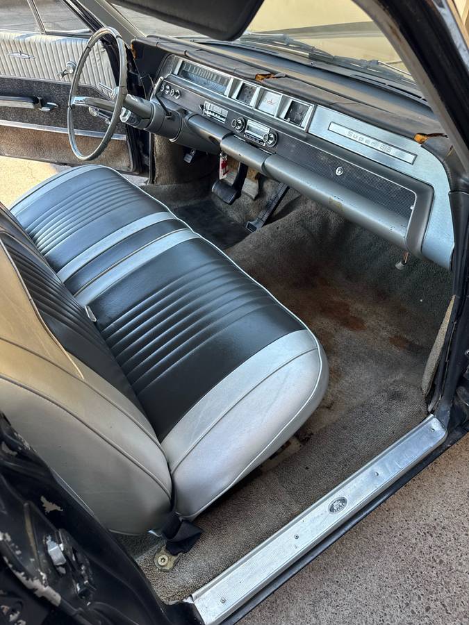Oldsmobile-88-1963-black-13