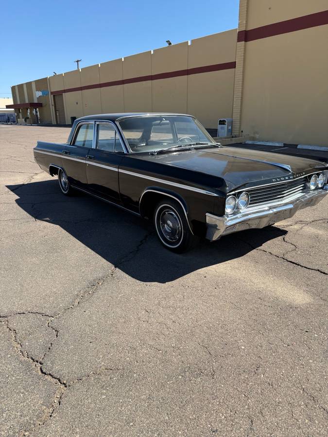 Oldsmobile-88-1963-black-2