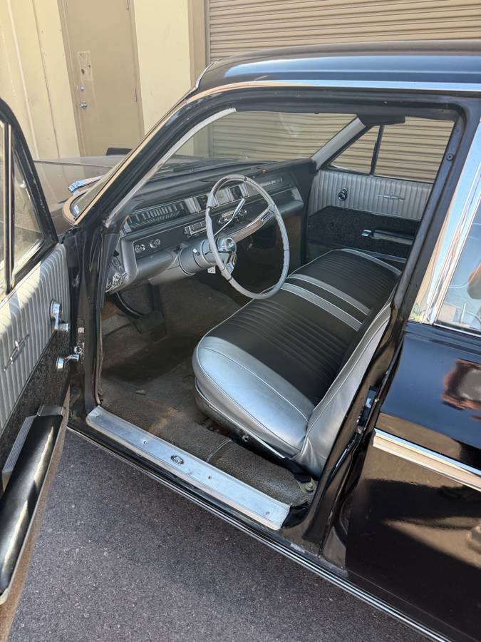 Oldsmobile-88-1963-black-7