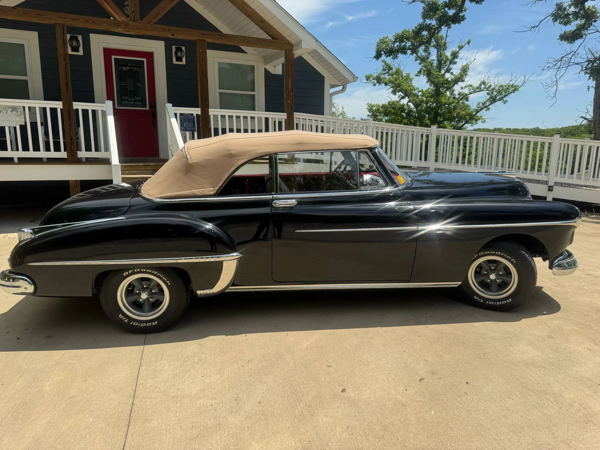 Oldsmobile-88-coupe-1950-Black-Red-16