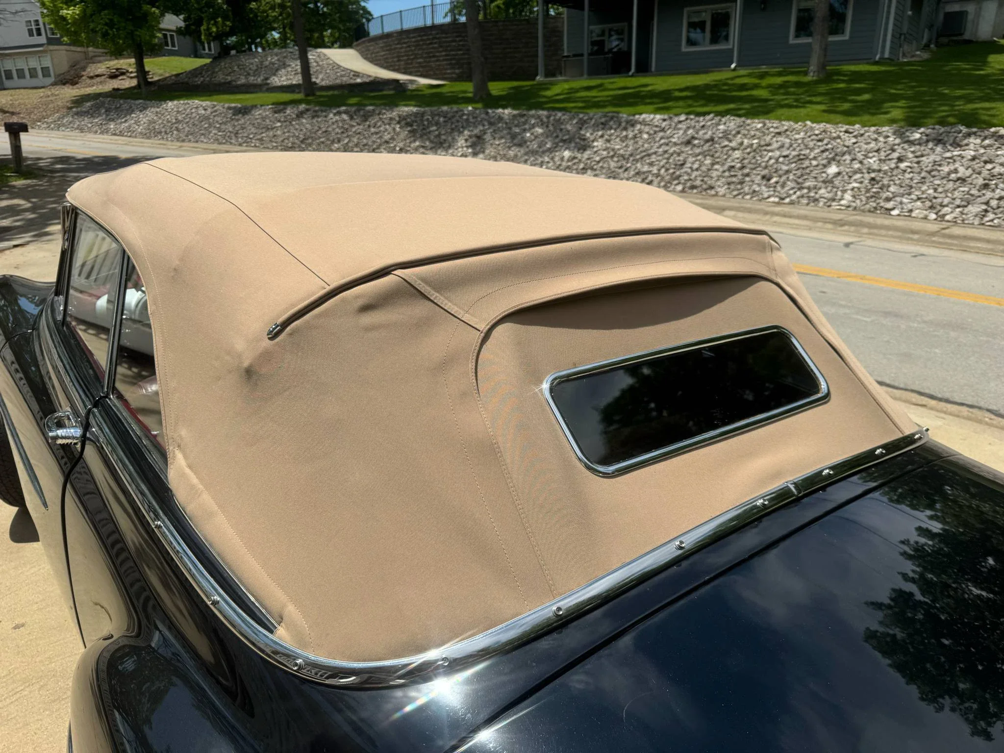 Oldsmobile-88-coupe-1950-Black-Red-17