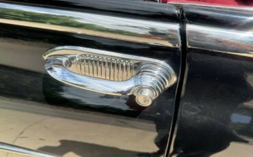 Oldsmobile-88-coupe-1950-Black-Red-31