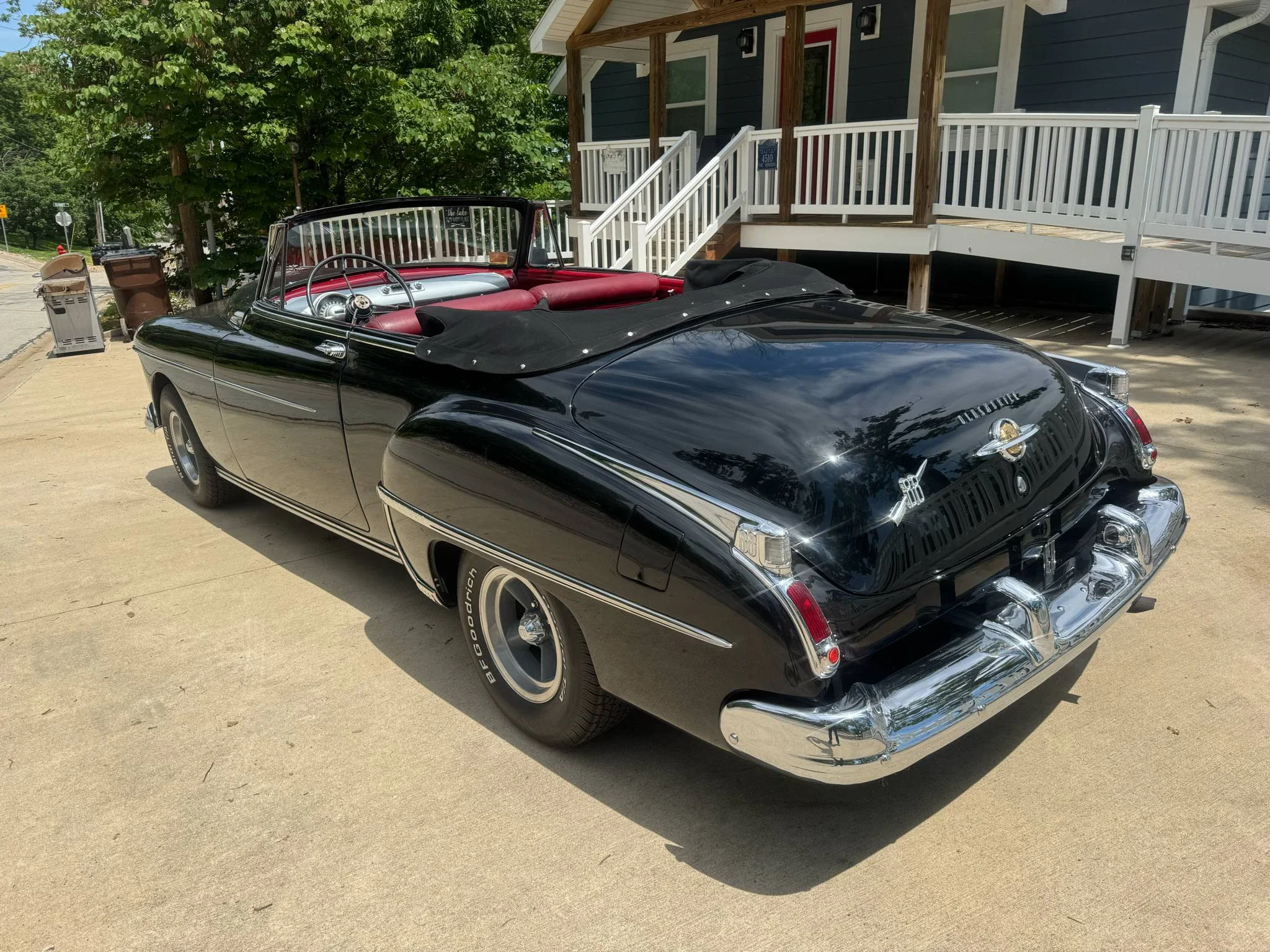 Oldsmobile-88-coupe-1950-Black-Red-5