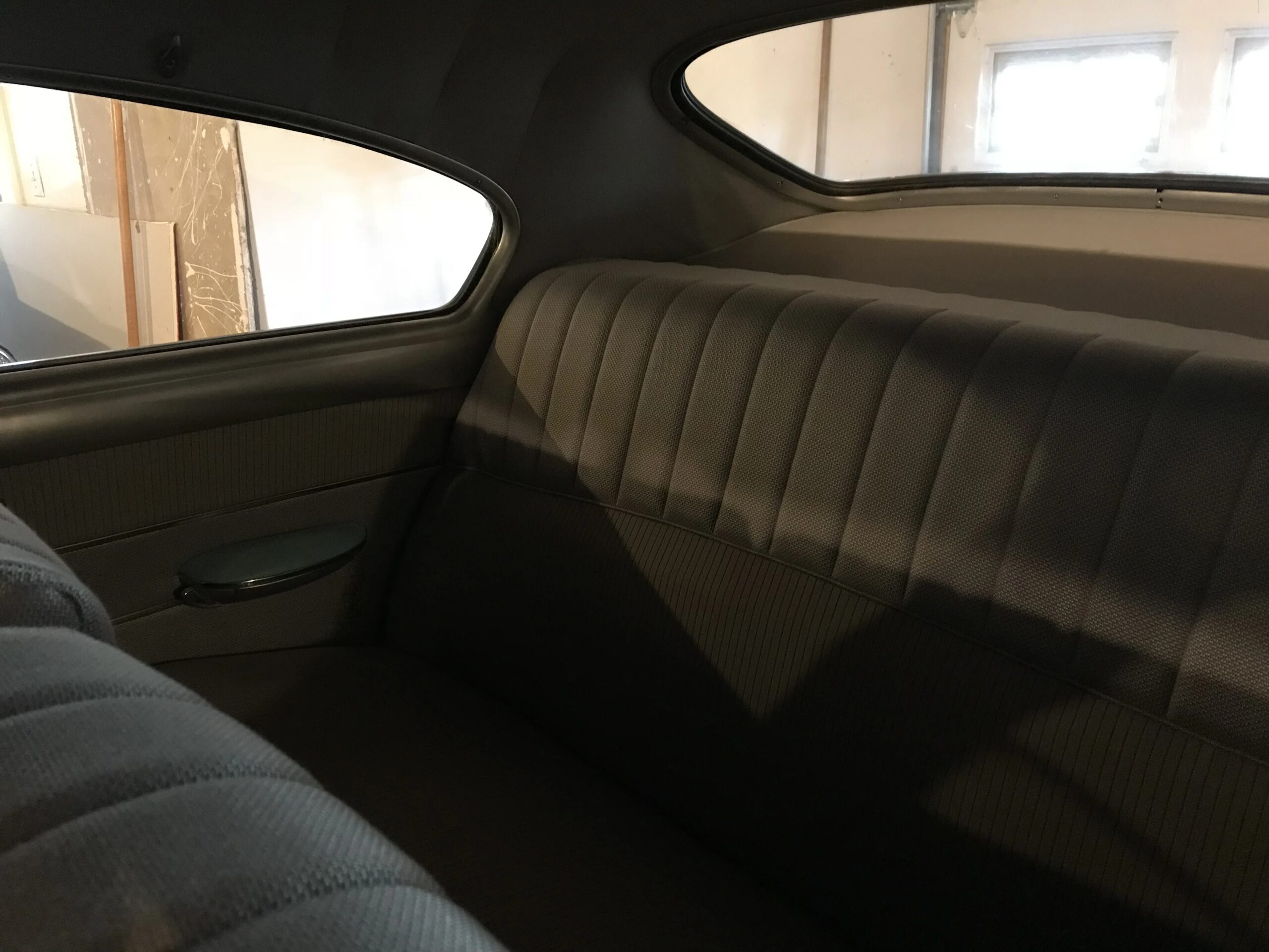 Oldsmobile-88-coupe-1950-Blue-Beige-10