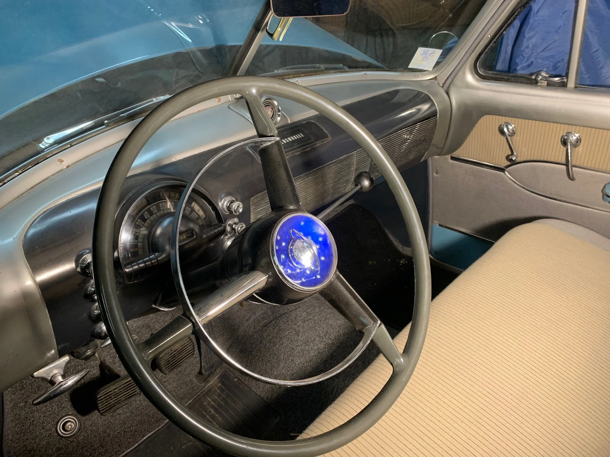 Oldsmobile-88-coupe-1950-Blue-Beige-21