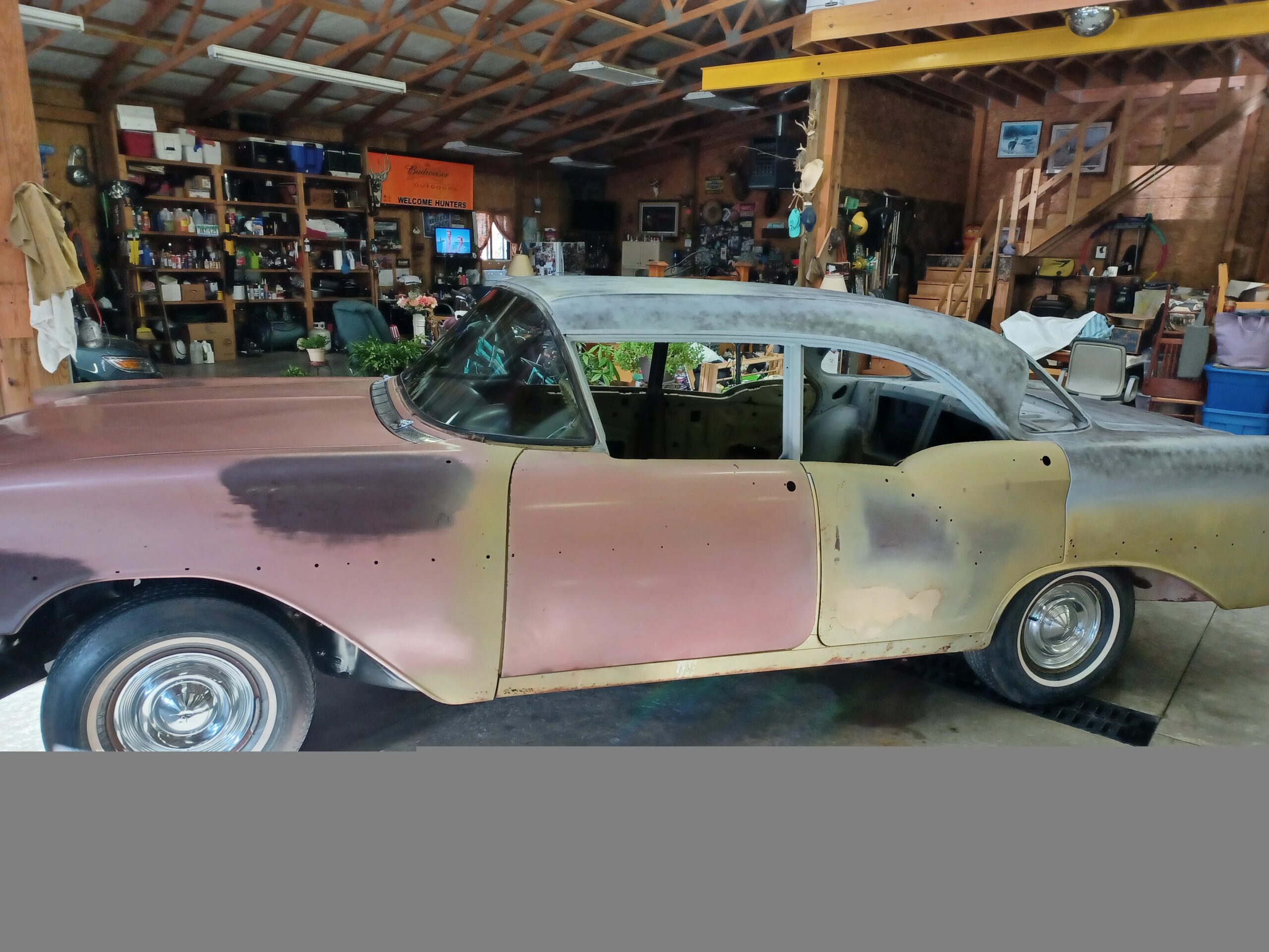 Oldsmobile-88-lss-1957-Burgundy-Off-White-13