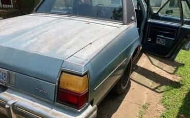 Oldsmobile-88-royale-sedan-1985-Blue-Blue-7
