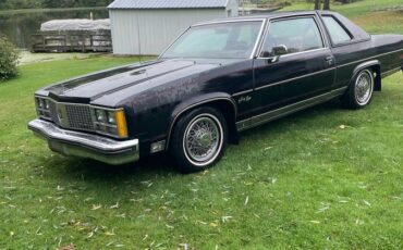 Oldsmobile-98-1978-black-1