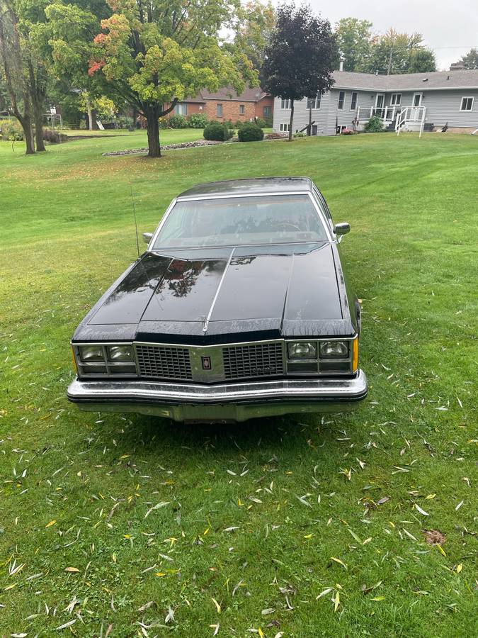 Oldsmobile-98-1978-black-2