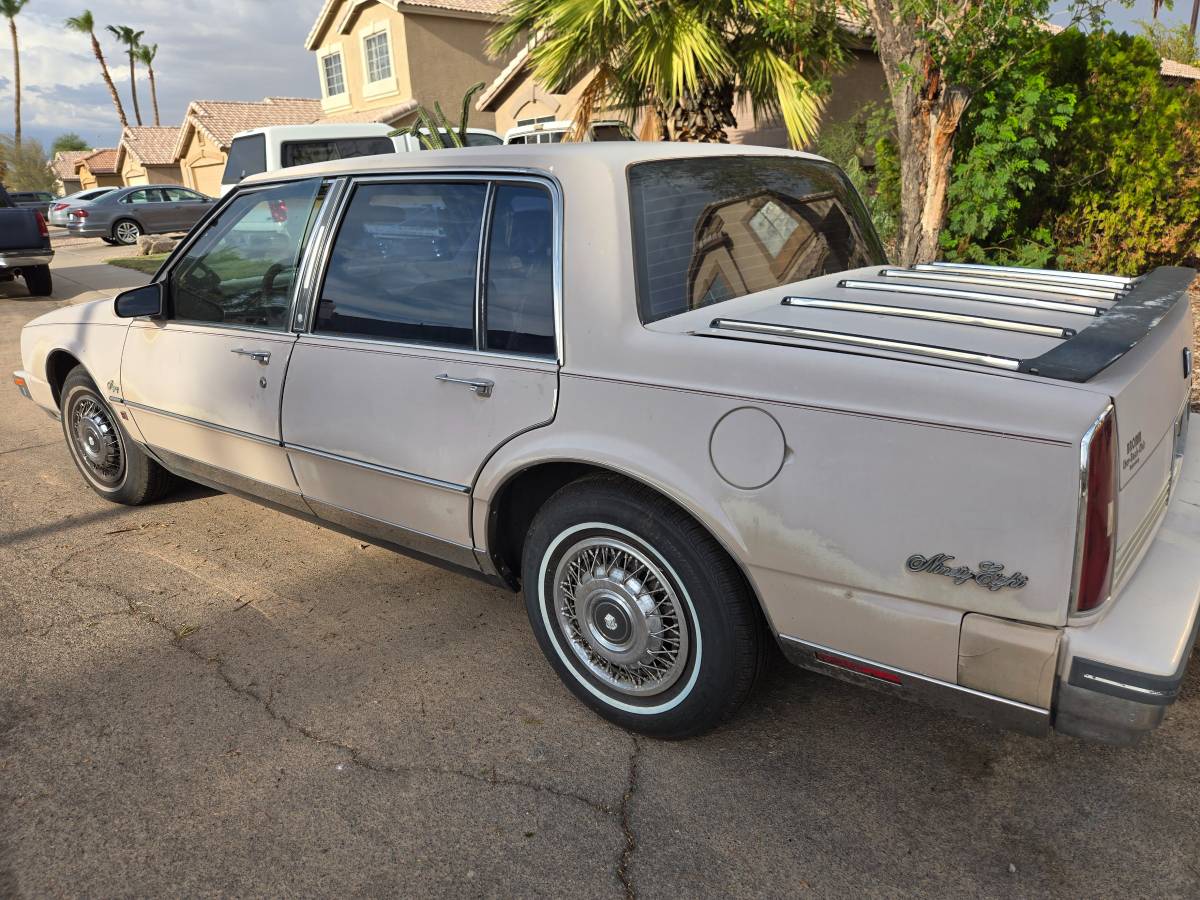 Oldsmobile-98-1988-1