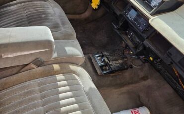 Oldsmobile-98-1988-4