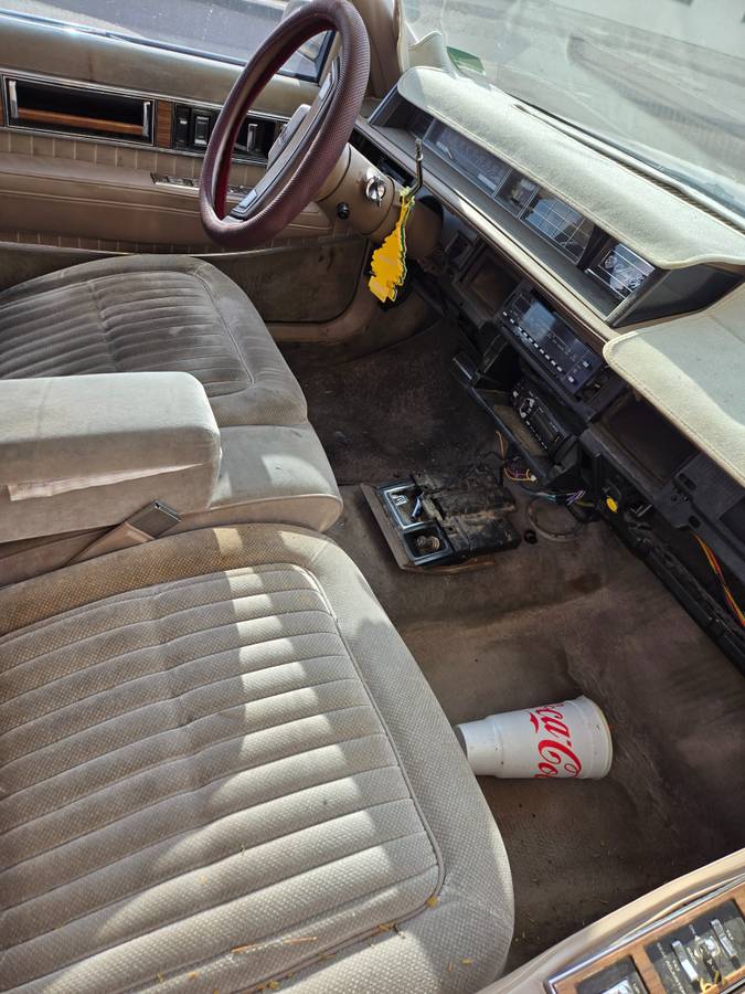 Oldsmobile-98-1988-4