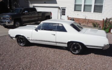 Oldsmobile-Cutlass-1965-Coupe-1