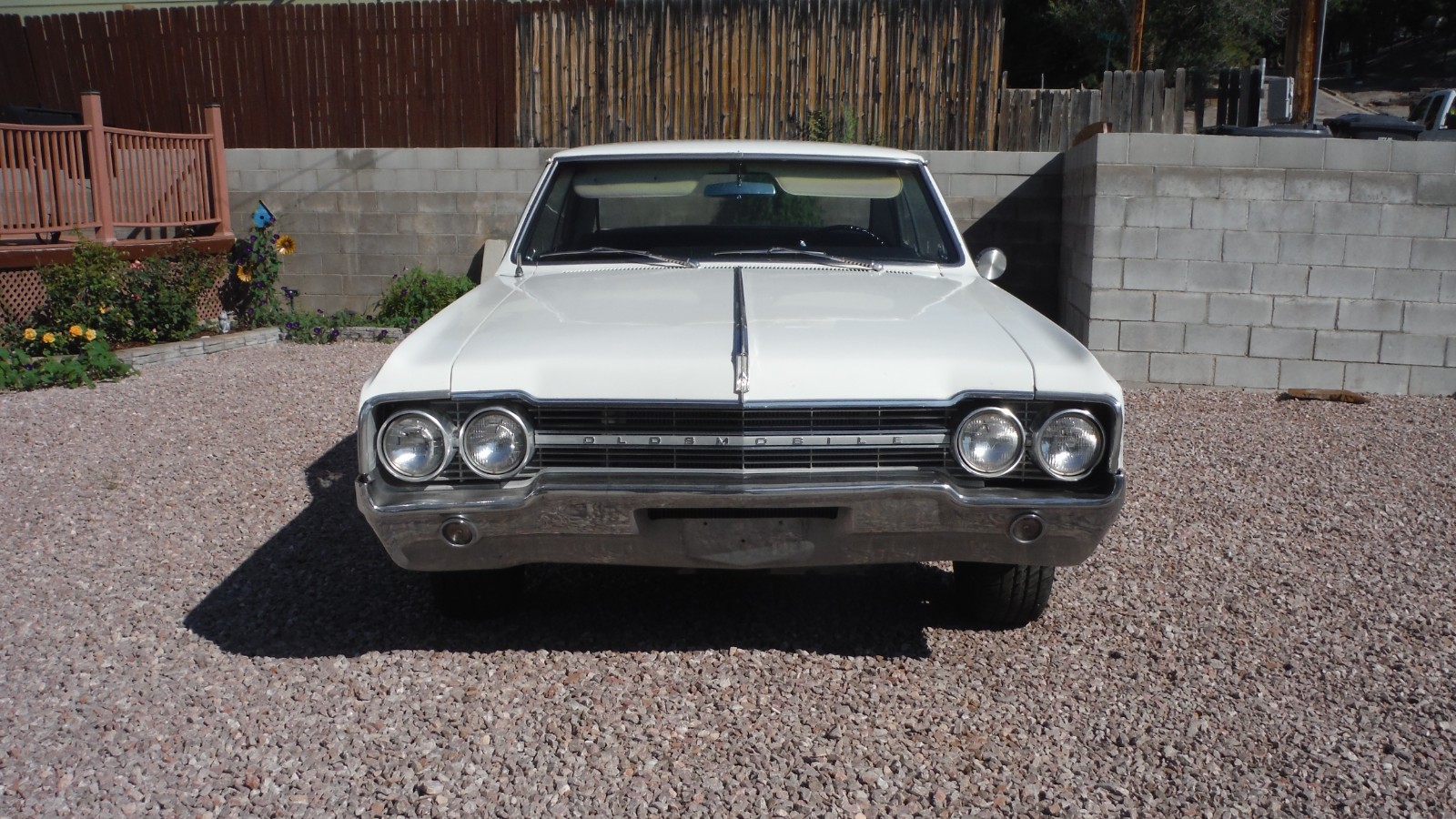 Oldsmobile-Cutlass-1965-Coupe-2