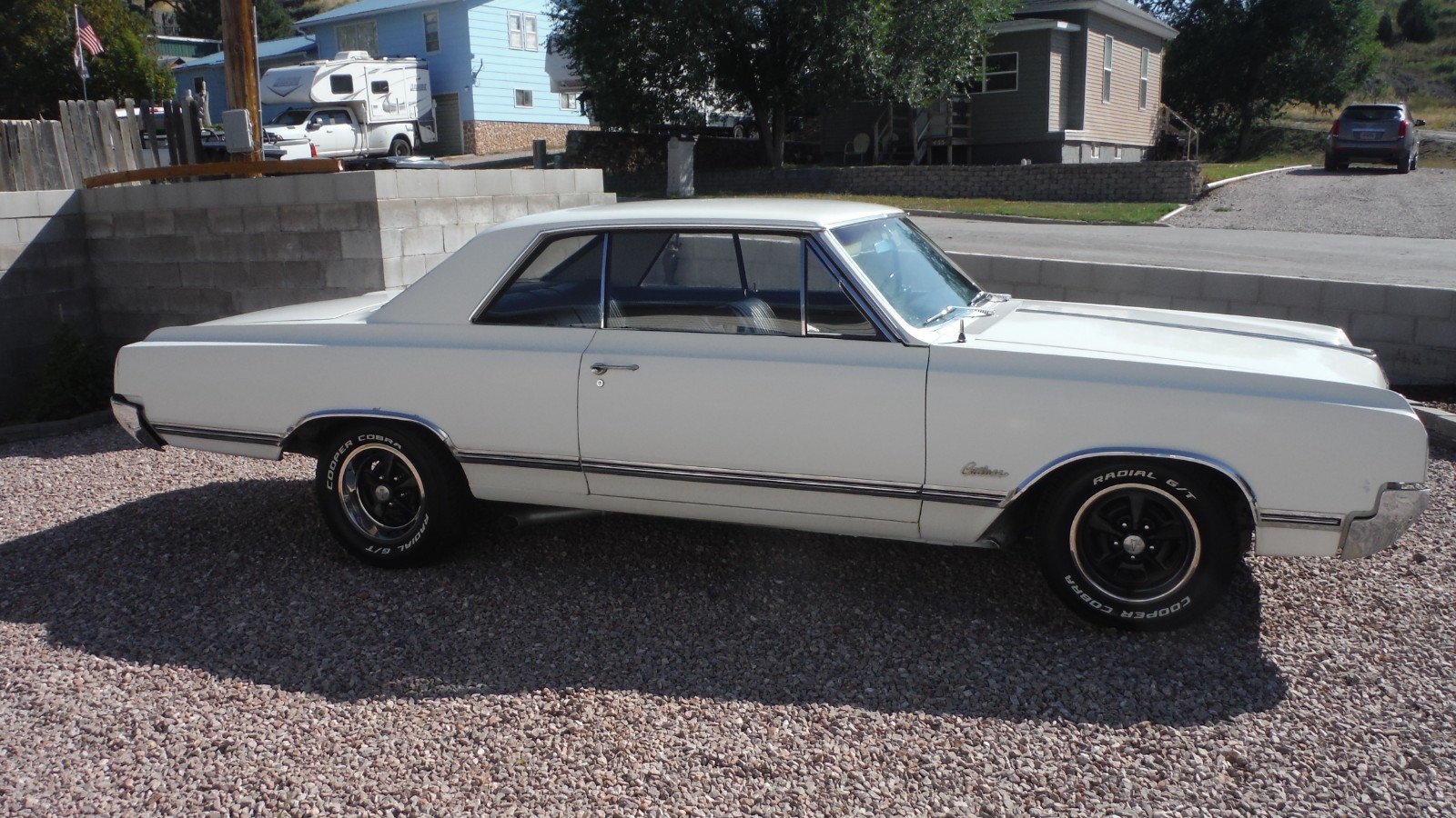 Oldsmobile-Cutlass-1965-Coupe-23