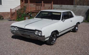 Oldsmobile-Cutlass-1965-Coupe-24