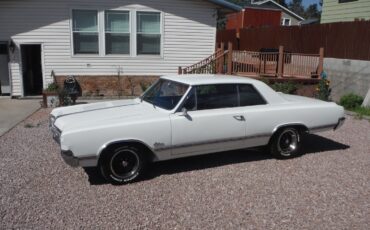 Oldsmobile-Cutlass-1965-Coupe-25