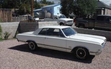 Oldsmobile-Cutlass-1965-Coupe-3