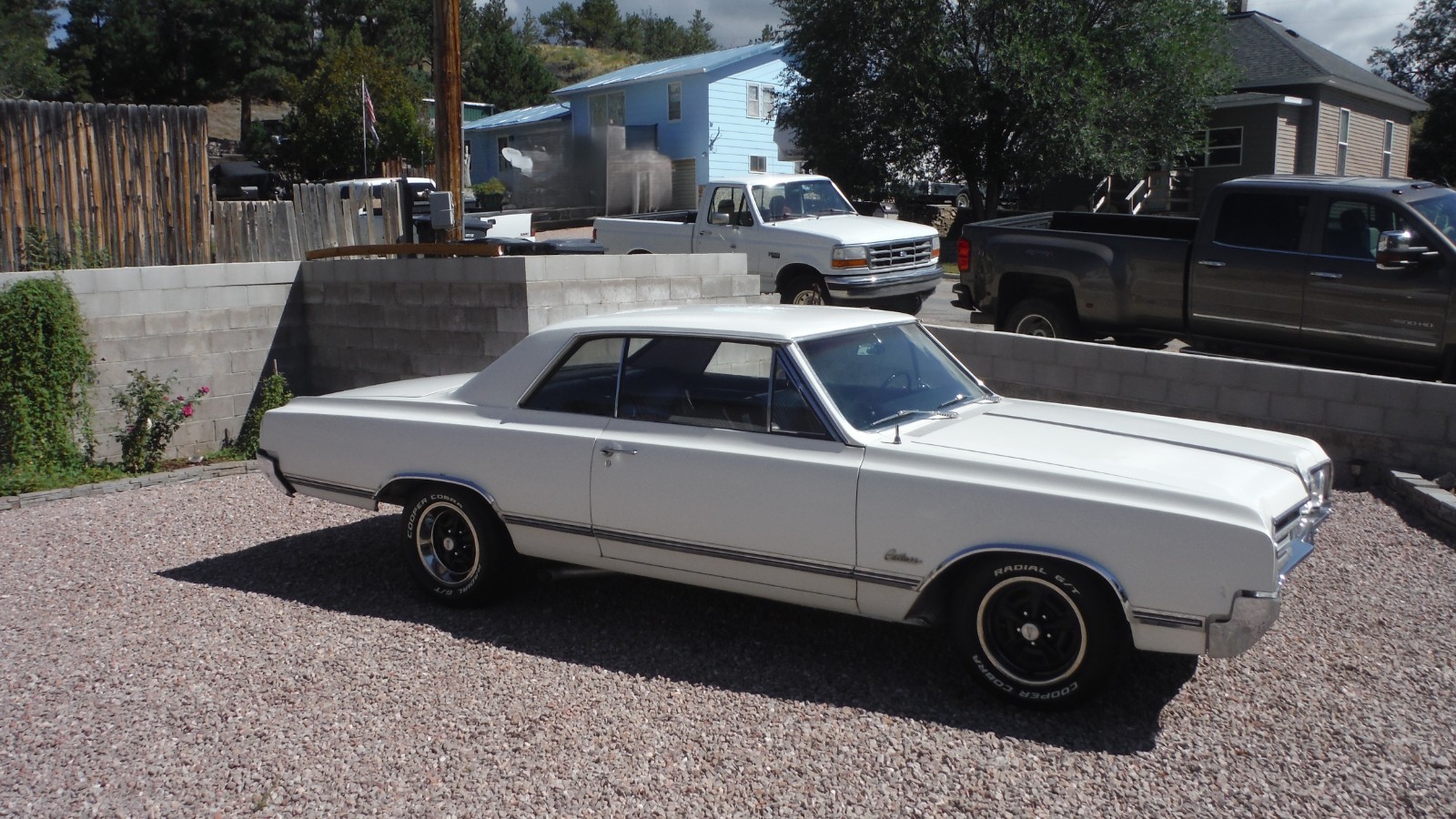 Oldsmobile-Cutlass-1965-Coupe-3
