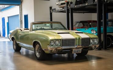 Oldsmobile-Cutlass-1971-2-Door-Convertible-10