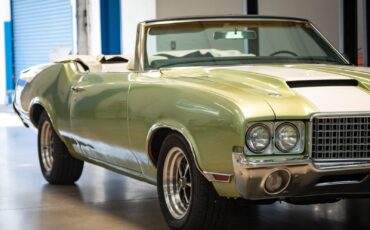 Oldsmobile-Cutlass-1971-2-Door-Convertible-11
