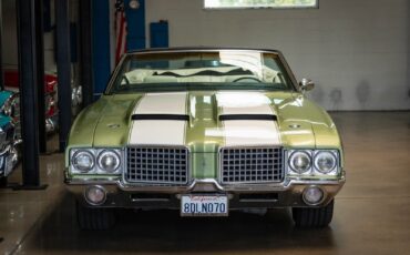 Oldsmobile-Cutlass-1971-2-Door-Convertible-13