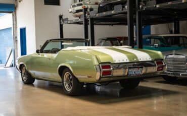 Oldsmobile-Cutlass-1971-2-Door-Convertible-21